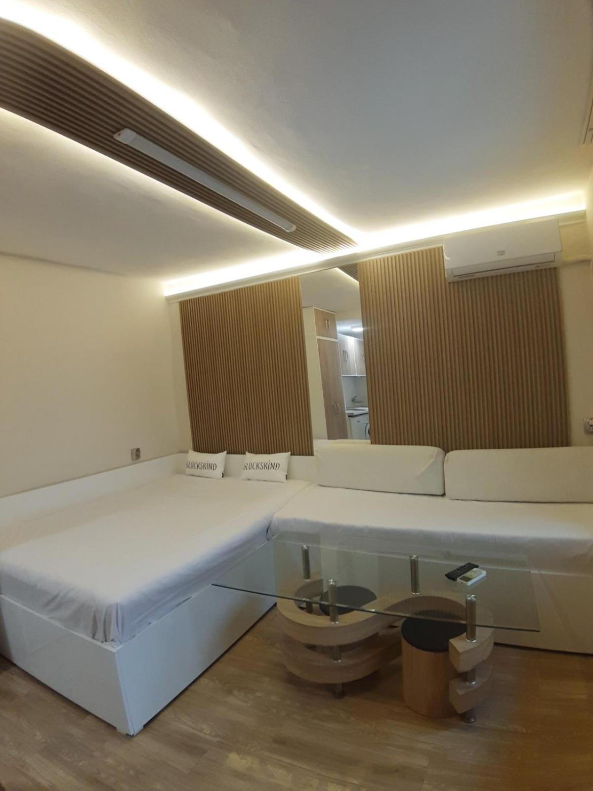 Apartment Tina Warna Exterior foto